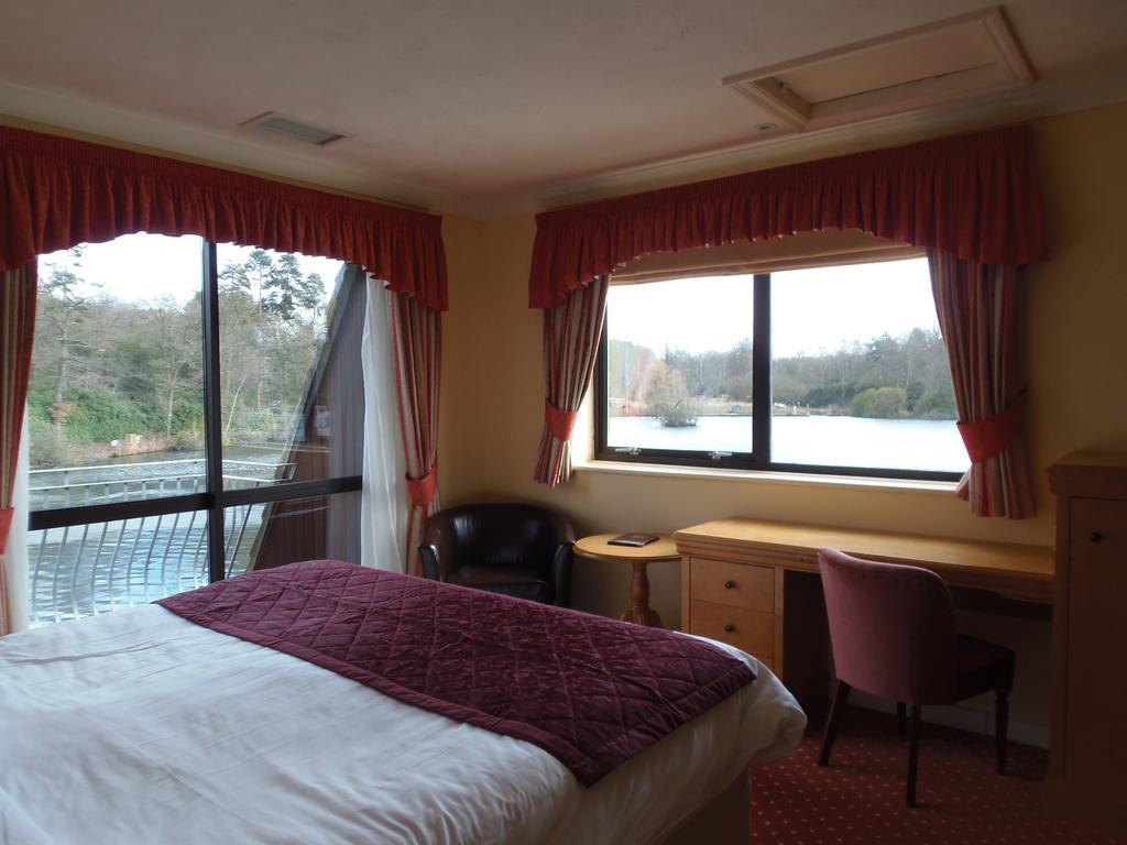 Lakeside International Hotel Camberley Phòng bức ảnh