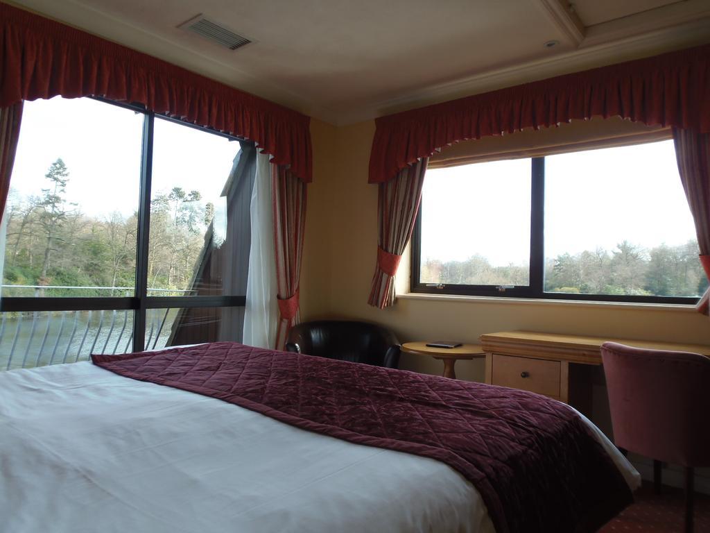 Lakeside International Hotel Camberley Phòng bức ảnh