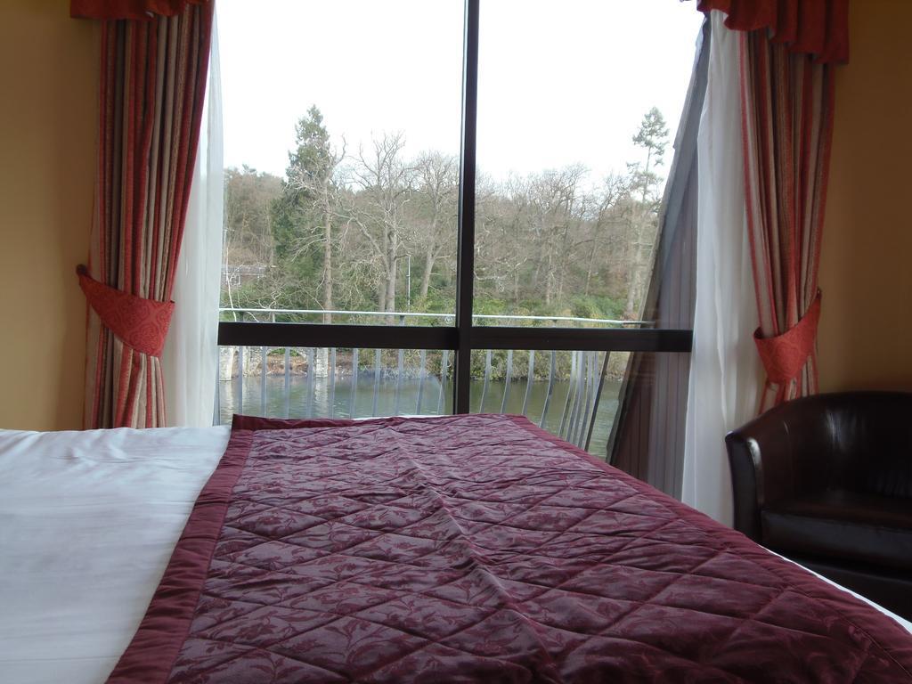 Lakeside International Hotel Camberley Phòng bức ảnh